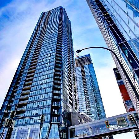 Spectacular Skyline Views - Downtown Montreal - Luxury Condo & Penthouse المظهر الخارجي الصورة