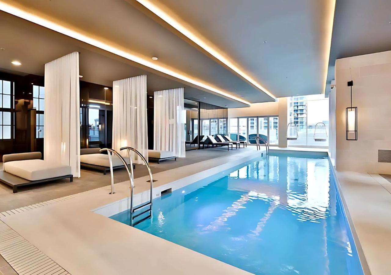 Spectacular Skyline Views - Downtown Montreal - Luxury Condo & Penthouse المظهر الخارجي الصورة
