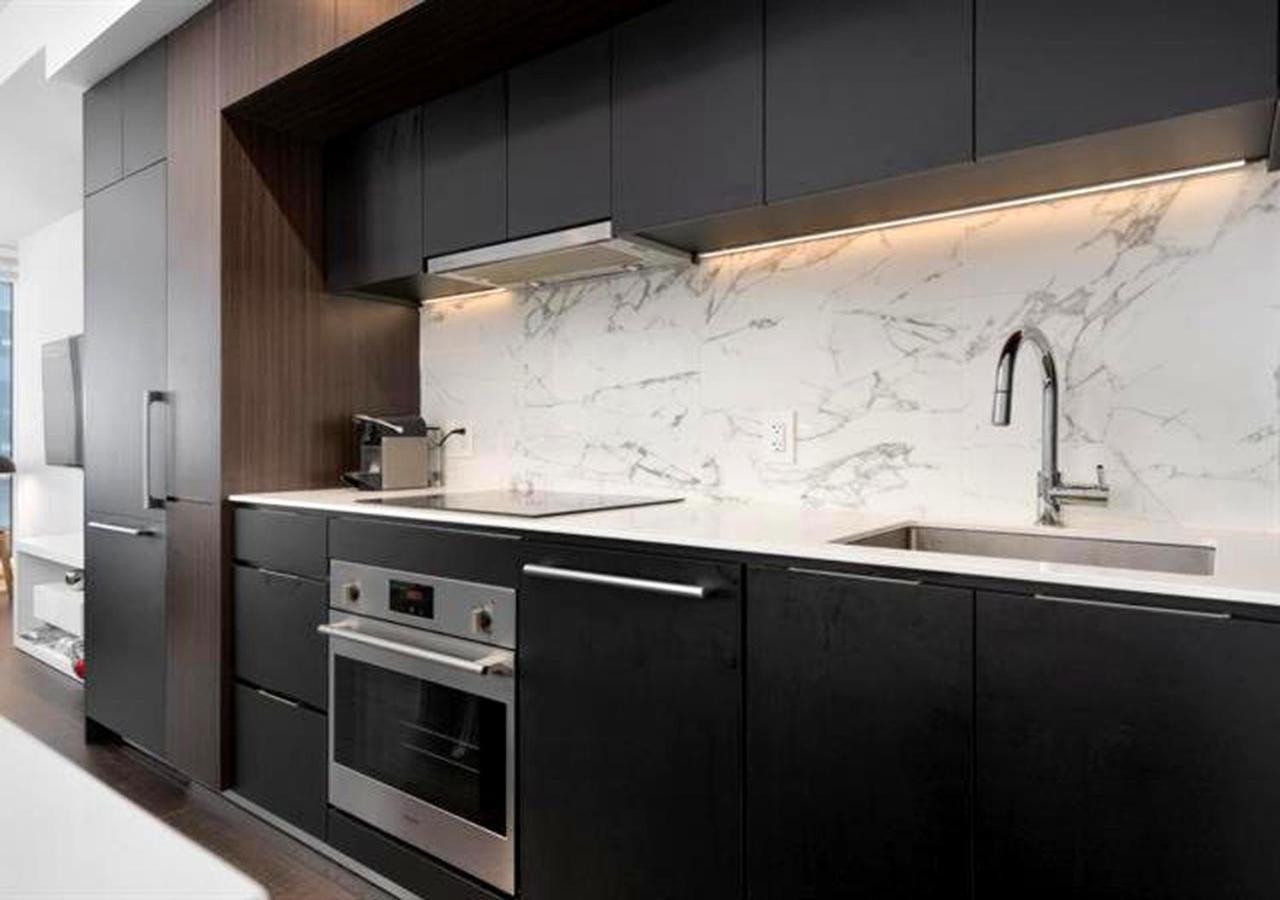 Spectacular Skyline Views - Downtown Montreal - Luxury Condo & Penthouse الغرفة الصورة